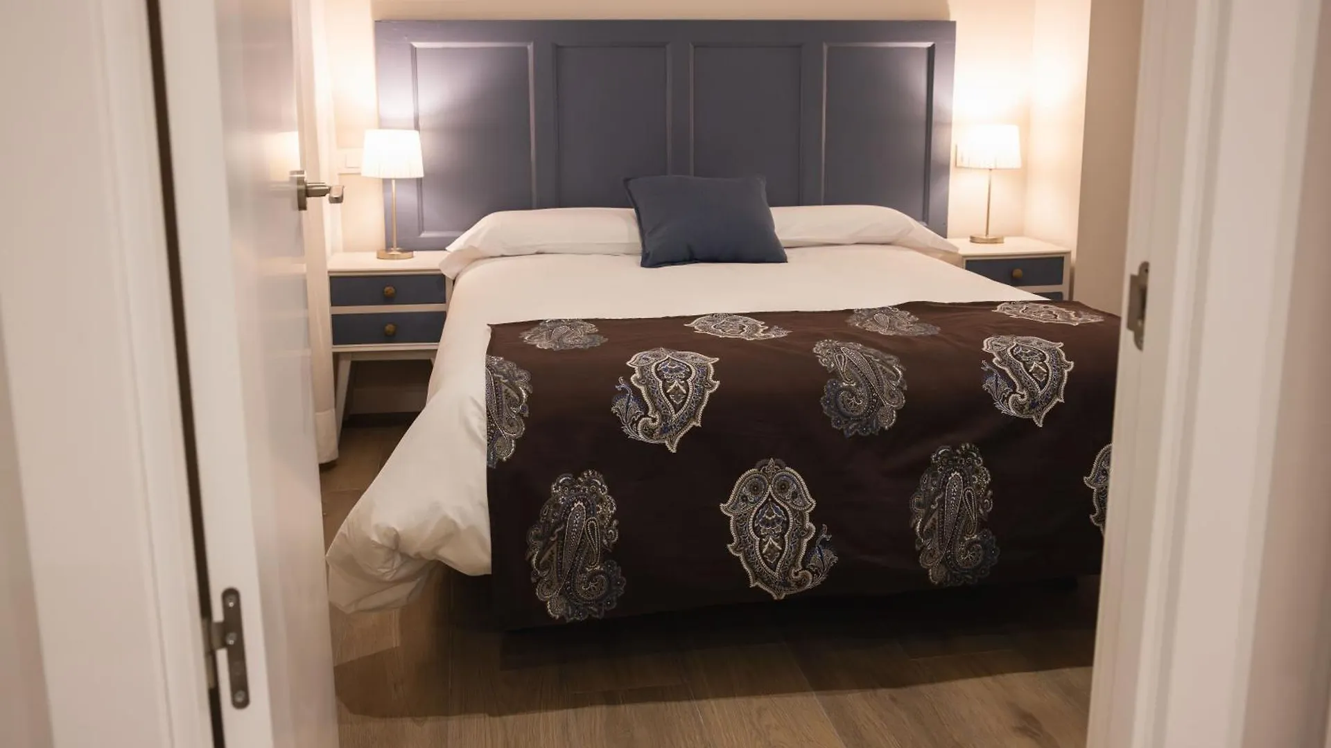 La Carrera 5 Apartamento Granada Espanha